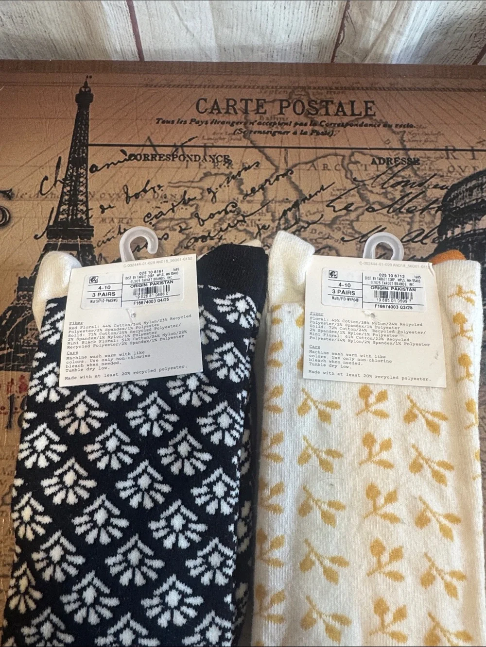 NWT Bundle of 2 a new day Women's Modern Floral Print and Solid 3pk Crew Socks